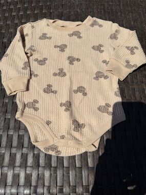 NWOT Disney Onesie / Bodysuit